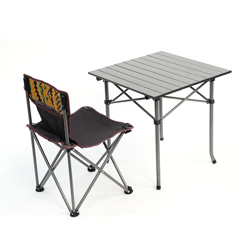 # ホットセール中！ポータブル5つ折り木製パネルダイニング＆ - Camping Cooking Dining Set のレビューと価格