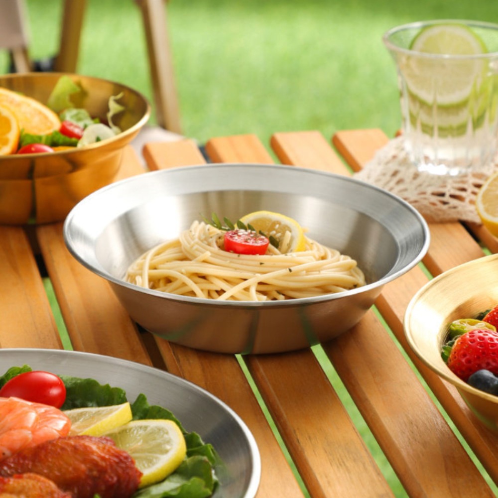 ステンレス製カトラリーセット、プレートとボウルのキャンプセッ - Camping Cooking Disc のレビューと価格